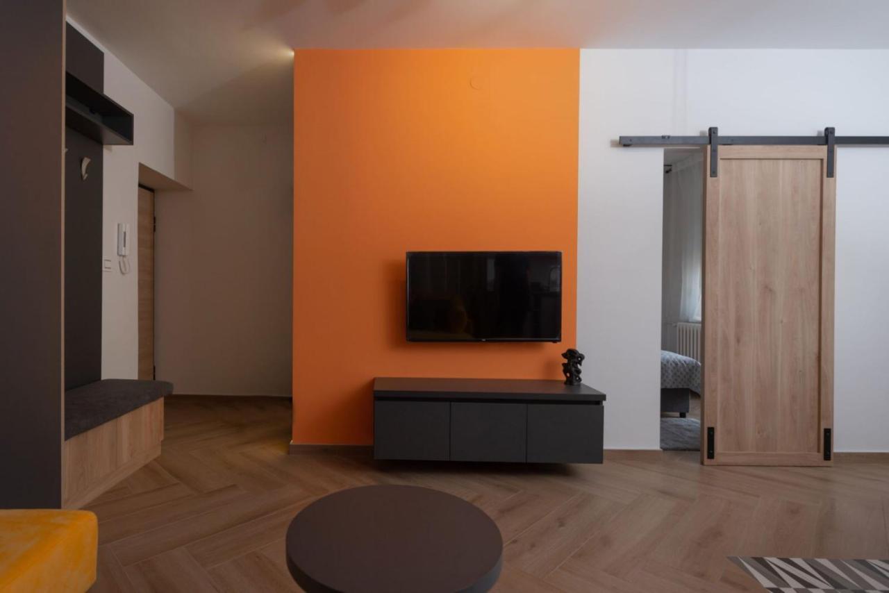 Republic Square Apartment - With Garage Novi Sad Exterior foto